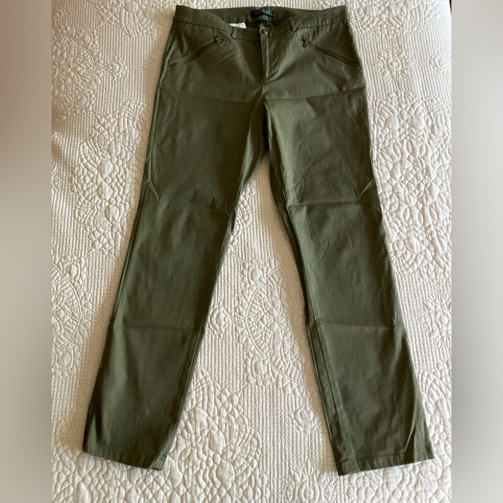 EUC Ralph Lauren cotton ankle pant w/ zipper front pockets.  One olive one tan.